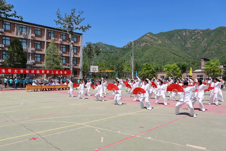 锋中表现出